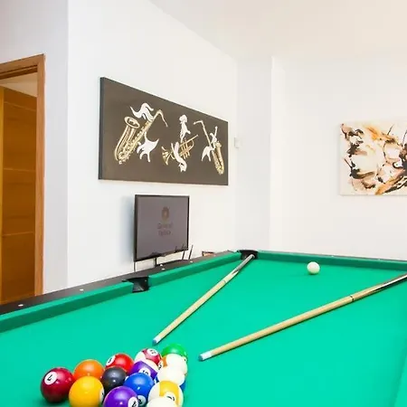 Villa Playa Blanca Sleeps 8 Pool Air Con T400282